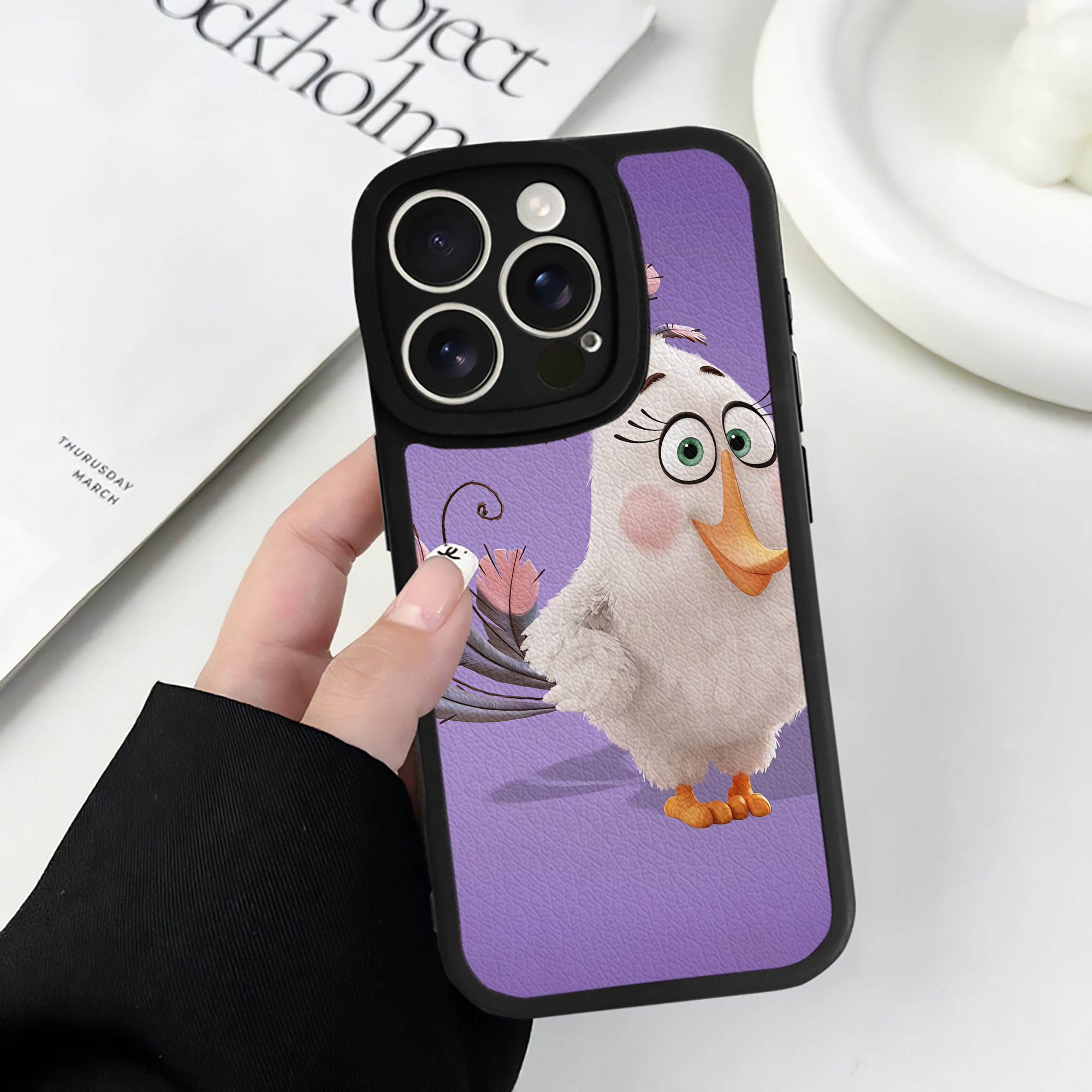 （画像用） Angry Birds アングリーバード 【iPhone 16シリーズ対応】シリコンスマホケース（レザー調） 材質：シリコン